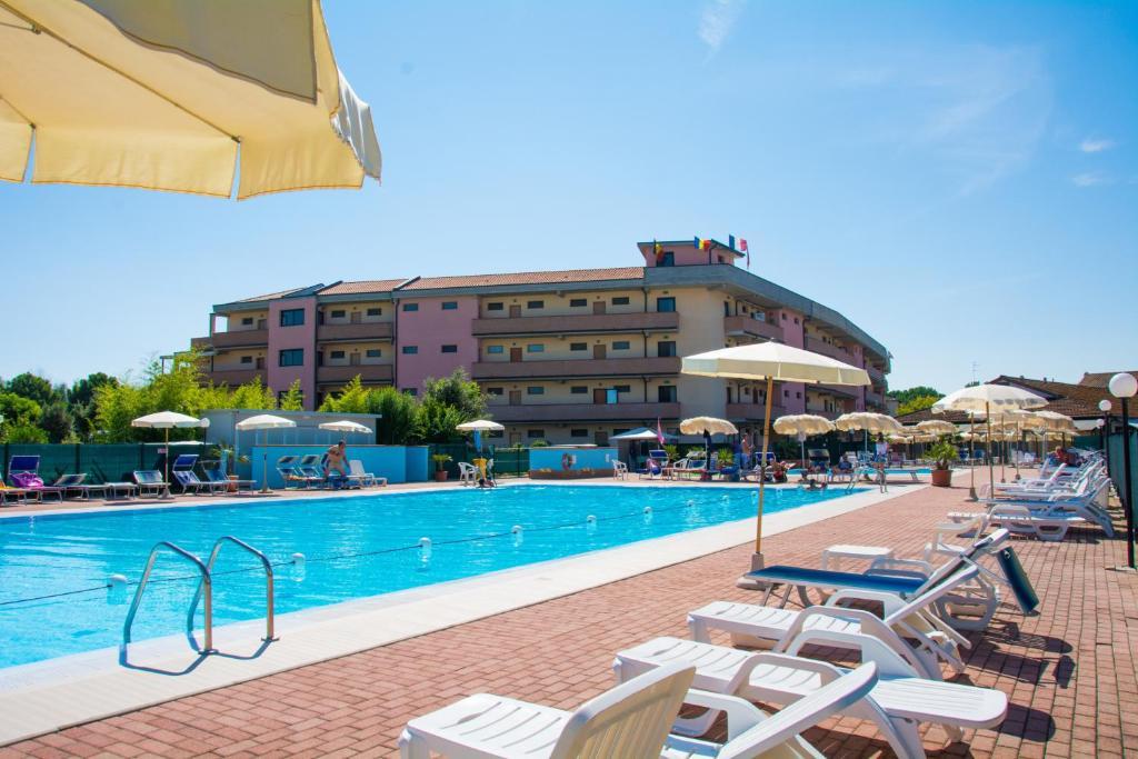 Aparthotel Costa Paradiso 리도아드리 외부 사진