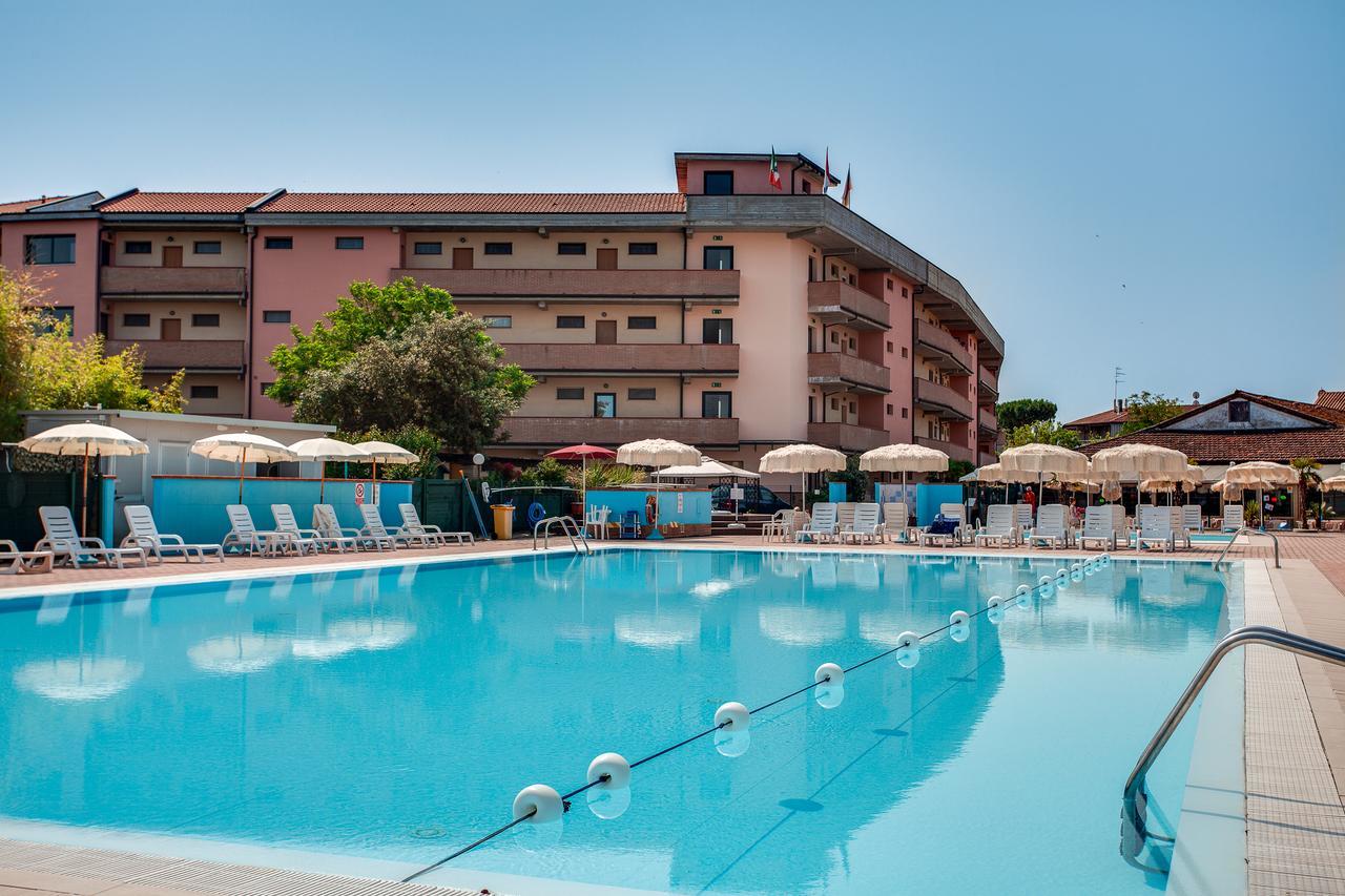 Aparthotel Costa Paradiso 리도아드리 외부 사진