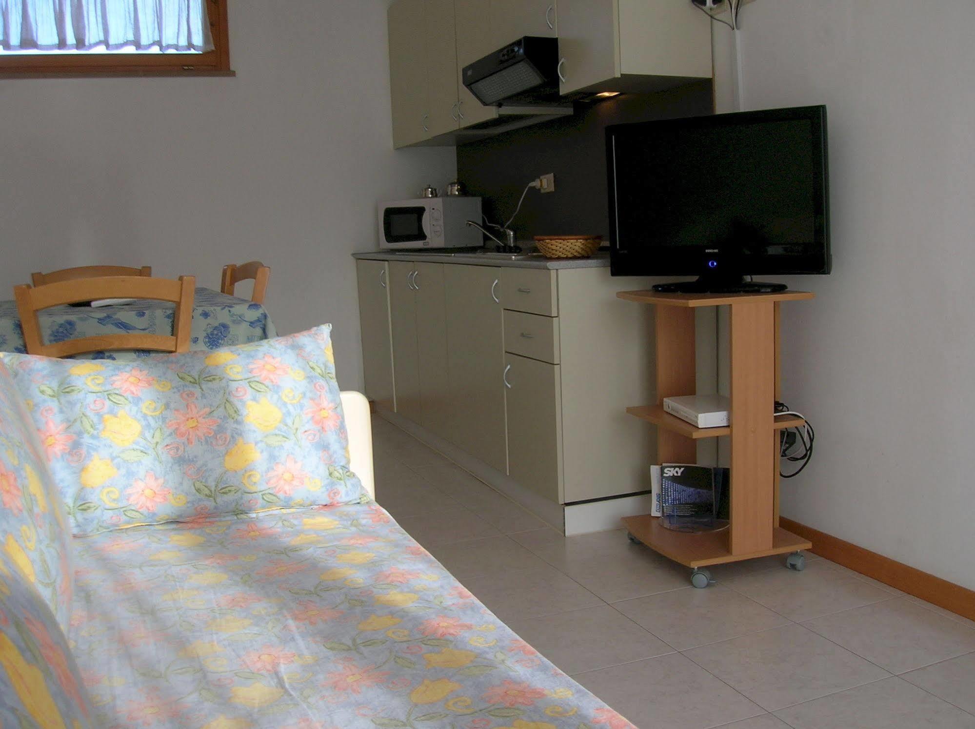 Aparthotel Costa Paradiso 리도아드리 외부 사진